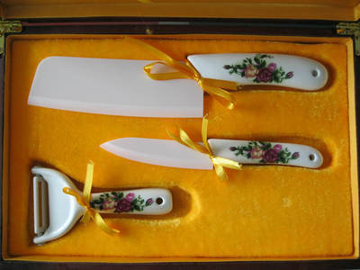 【6寸陶瓷刀3件套 陶瓷刀定做批發(fā) 陶瓷刀日用品 陶瓷刀套裝】?jī)r(jià)格,廠(chǎng)家,圖片,廚用菜刀,博山大觀(guān)園利晨陶琉銷(xiāo)售部-